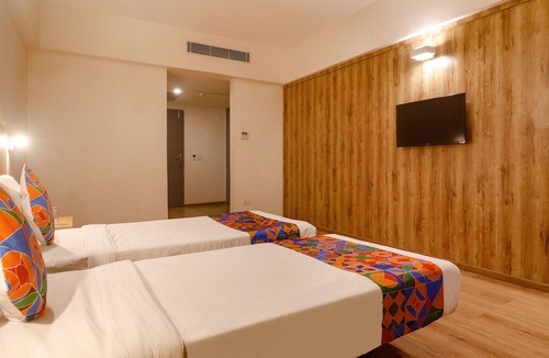 Secunderabad Hotel | Fabhotel Asrani International