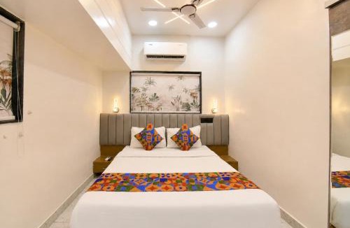 Aundh Hotel | FabHotel Aundh Homtel