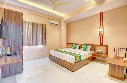 Hadapsar Hotel | Fabhotel Ayodhya