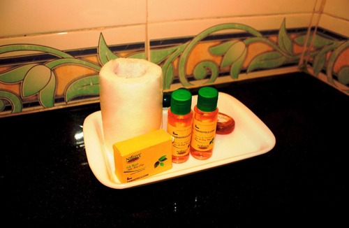 Kolkata Hotel | Fabhotel Cozy Stay