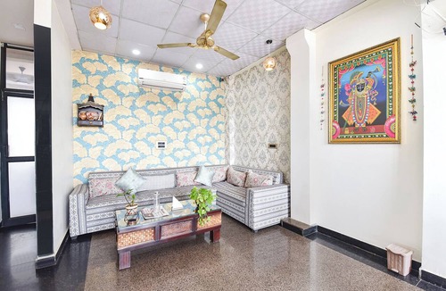 Vaishali Nagar Hotel | Fabhotel Down Town