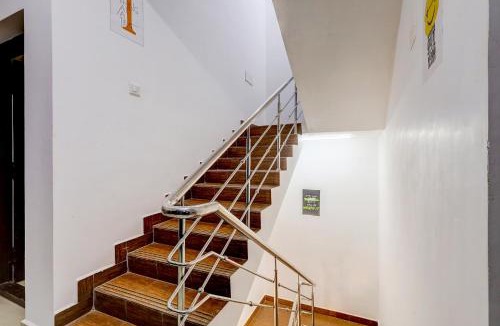 Sholinganallur Hotel | FabHotel DP Residency