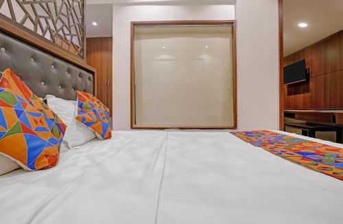 Kalyan Hotel | FabHotel Dukes Plaza
