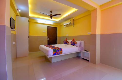 Phase 1 Hotel | Fabhotel Empire Executive