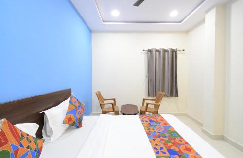 Dr AS Rao Nagar Hotel | FabHotel Golden City Inn