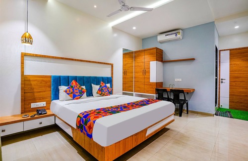 Pune Hotel | Fabhotel Kesar Inn