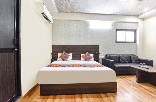 Jagatpura Hotel | FabHotel Kirara - Nr Jaipur International Airport