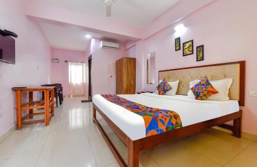 Morjim Hotel | FabHotel Morjim Paradise - 800M From Morjim Beach