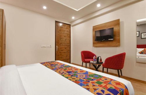 Sector 29 Hotel | FabHotel Nature View