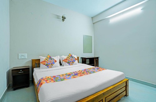 Mahadevpet Hotel | FabHotel Oasis Homes