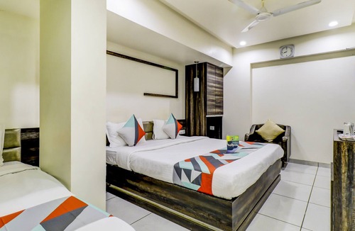 Paldi Hotel | FabHotel Palliate