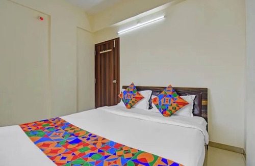 Bhosari Hotel | Fabhotel Paradise Inn Moshi