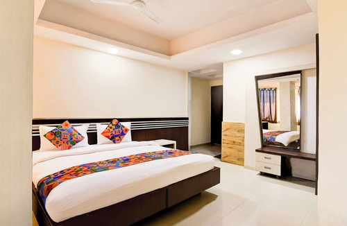 Ranchi Hotel | Fabhotel Park Street Inn