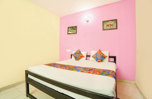 Kanathur Hotel | Fabhotel Peninsula Beach Manor
