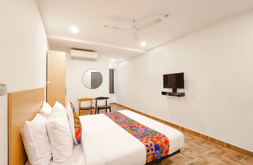 Kovilambakkam Hotel | Fabhotel Perfect Stays
