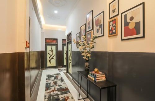 Allahabad Hotel | FabHotel Pranjul Inn