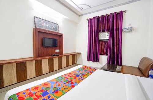 Taj Ganj Hotel | FabHotel Prashant Palace