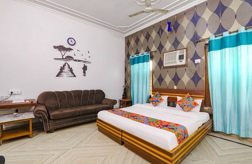 Allahabad Hotel | Fabhotel Raka Inn