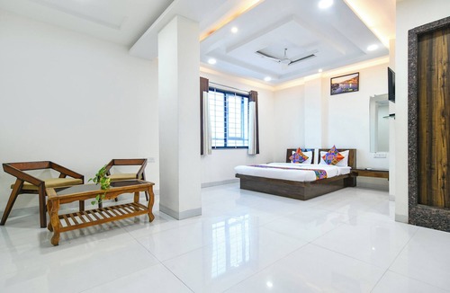 Rau Hotel | Fabhotel Rama
