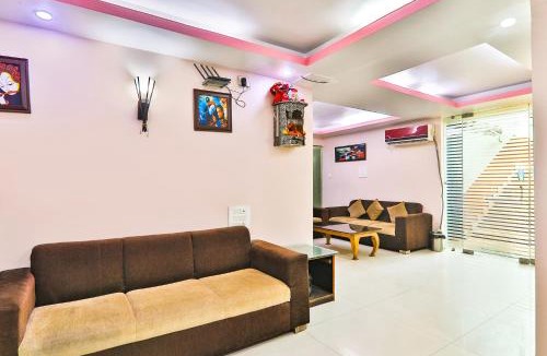 Patna Hotel | FabHotel Royal Ville