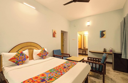 Heritage Town Hotel | FabHotel Santhi Inn