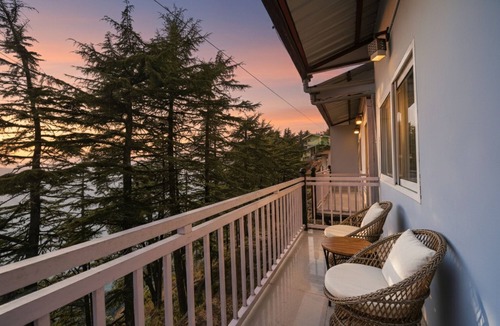 Dhanaulti Hotel | Fabhotel Sizzling Resort & Adventure