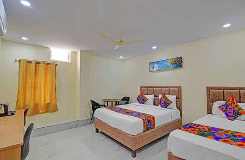Hyderabad Hotel | Fabhotel Srikara Grand Luxury Rooms