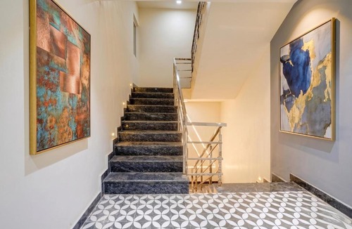 Varanasi Hotel | FabHotel Symphony Regency
