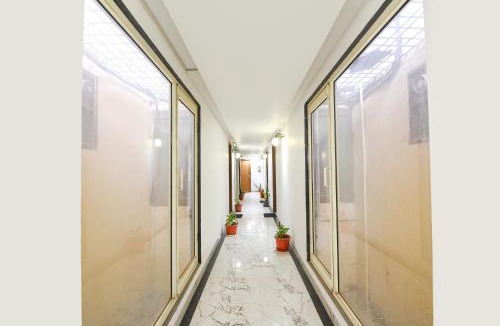 South West House | FabHotel The Royal Residency - Dashrathpuri Metro