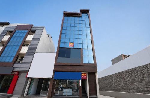 South West House | FabHotel The Royal Residency - Dashrathpuri Metro