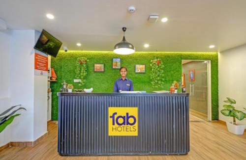 Hyderabad Hotel | FabHotel White Ridge Shivam