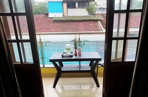 Benaulim Apartment | Fabulous 1-Bedroom Spacious Apartment with AC Near Benaulim Beach wifi parking