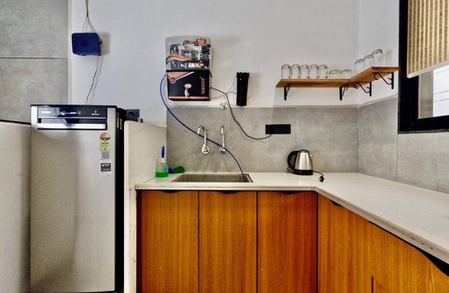 Indore Apartment | Fantastic 5-bedroom building with penthouse in peaceful Indore