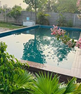 Bara Banki House | farm house