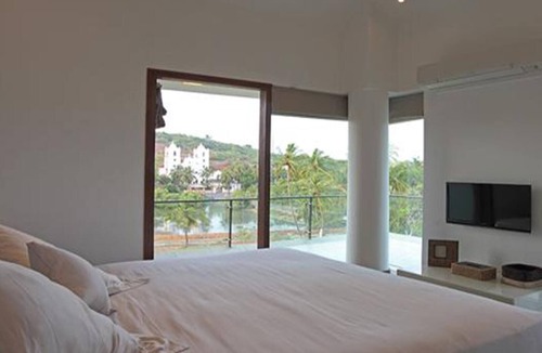 Candolim Apartment | Feel@Home.............This property is a 10-minute walk from the Candolim beach.