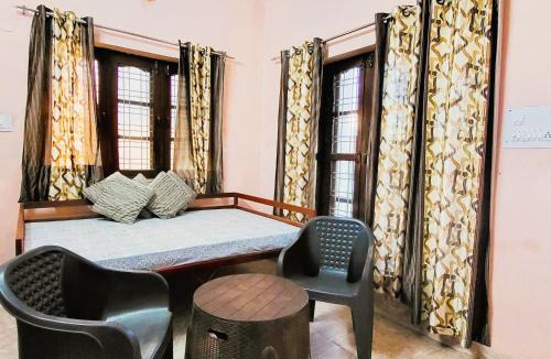 Dehradun Apartment | FeelFit Home Stay - Peaceful Stay in Doon, Gateway to Mountains