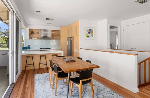 Hampton House | Flora Pet Friendly Coastal Hampton Retreat