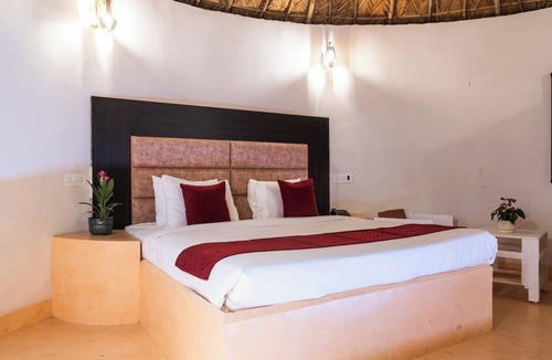 Kangri Hotel | Forest Mud Villas