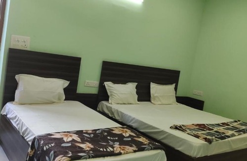 Gorakhpur House | Friendly Guest House