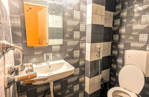 Varanasi Hotel | GANGA KASHTI