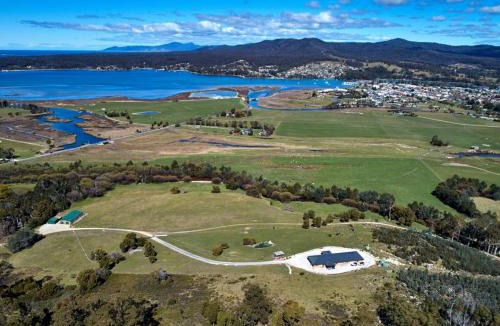 St Helens House | George River Park