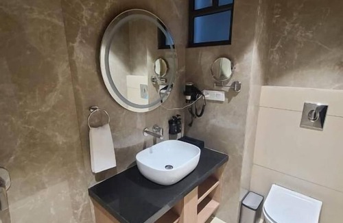 Surat Hotel | Get Inn Hotel