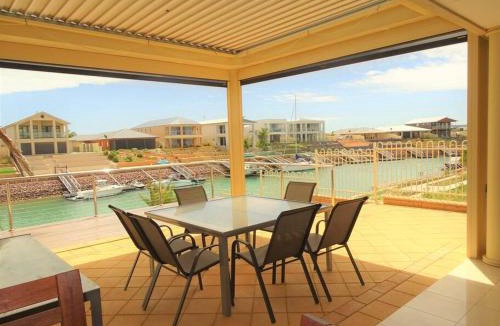 Wallaroo House | Gilmore Getaway