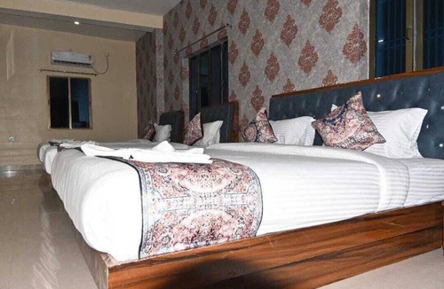 Varanasi Hotel | Gk Hotel