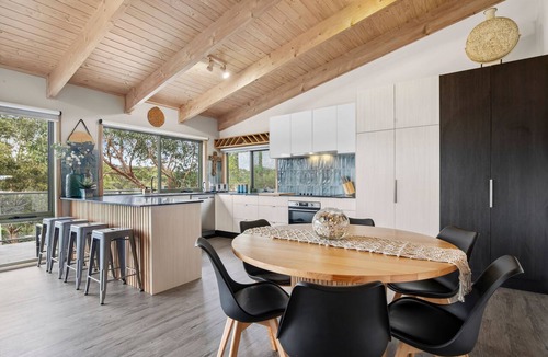 Anglesea House | Glaros