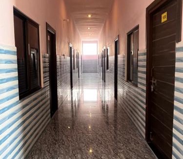 Varanasi Hotel | Gokul Inn Guesthouse