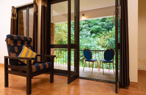 Devikolam Hotel | Goodland Falling Water Munnar