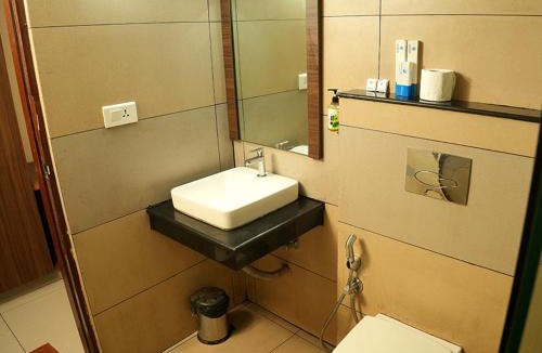 Khattalwada Hotel | Goodland Residency