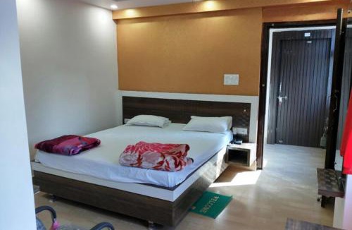 Patna Hotel | Goroomgo Mayagiri Patna