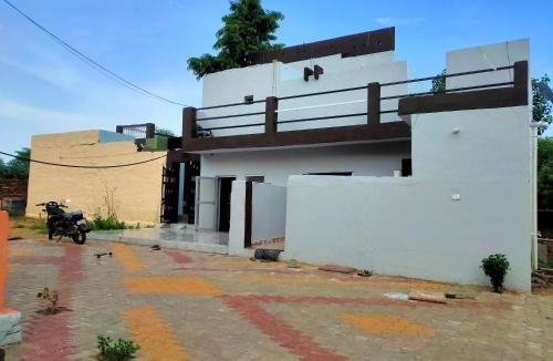 Weir House | Gramora